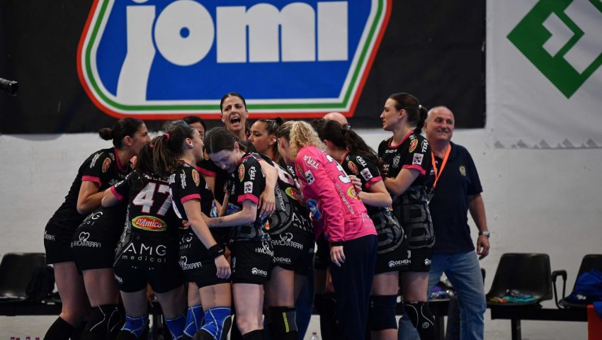 Jomi Rondal La Jomi Salerno accede alla finale scudetto, sfiderà Erice - Irno 24